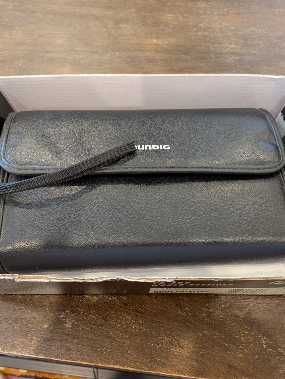Grundig YB400